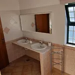 Pretty Stunning House With Garden And Private Swimming Pool *