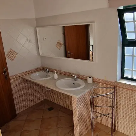 Pretty Stunning House With Garden And Private Swimming Pool *