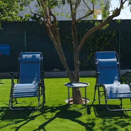 Pretty Stunning House With Garden And Private Swimming Pool 아파트